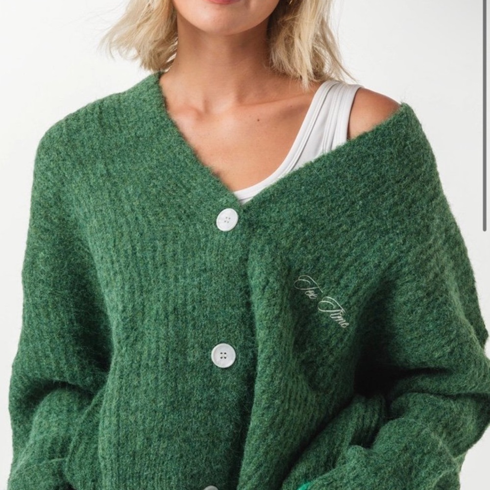 Elegant Forest Green Cardigan